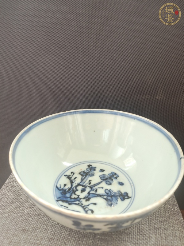 古玩陶瓷花鳥紋青花碗真品鑒賞圖