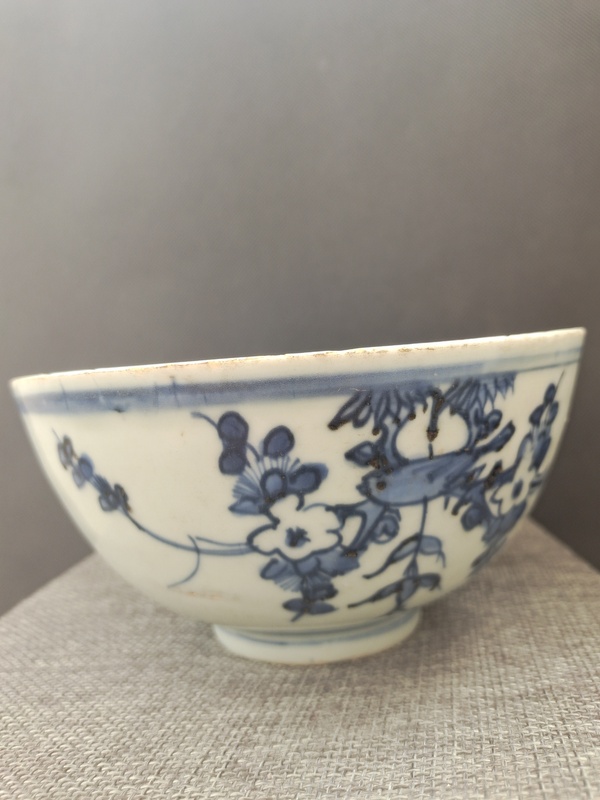 古玩陶瓷明萬歷花鳥紋青花碗拍賣，當(dāng)前價格1800元