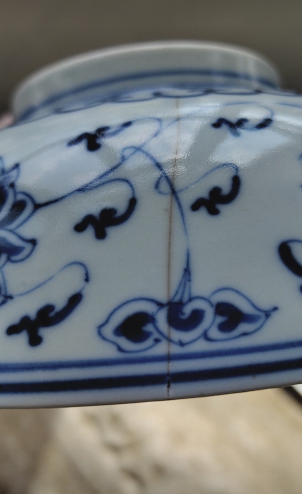 古玩轉(zhuǎn)賣青花纏枝寶相花紋碗拍賣，當(dāng)前價(jià)格99元