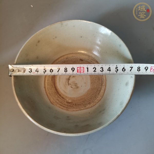 古玩陶瓷龍泉青瓷青花碗真品鑒賞圖