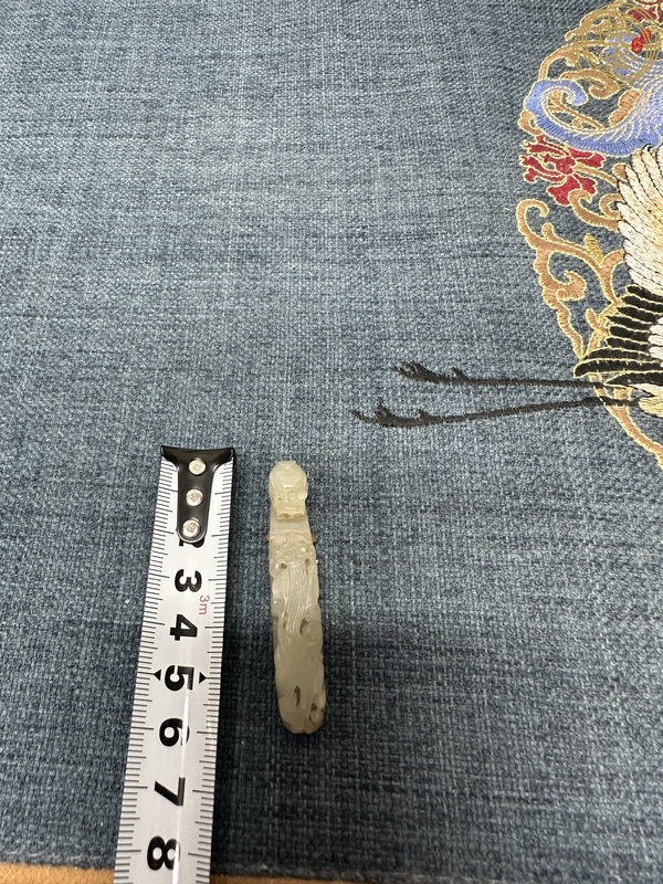 古玩玉器和田玉雕“蒼龍教子”帶鉤真品鑒賞圖