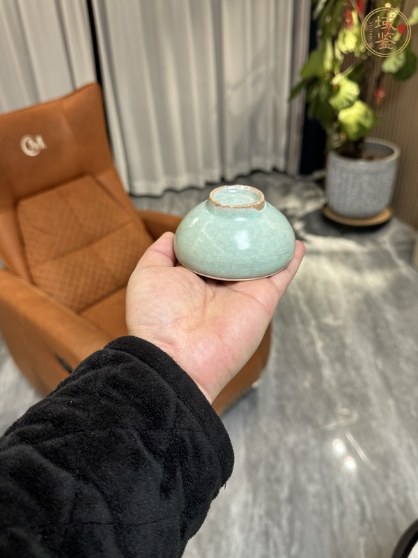 古玩陶瓷龍泉青瓷芒口盞真品鑒賞圖