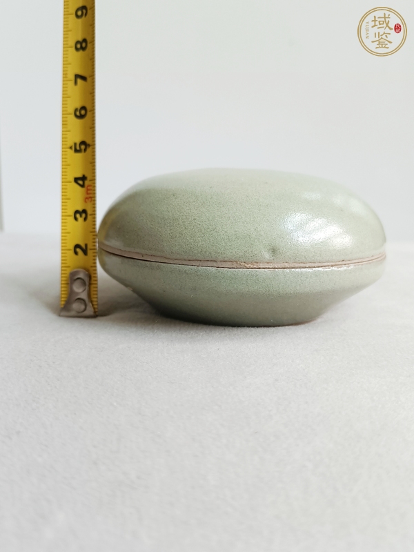 古玩陶瓷青釉印尼盒真品鑒賞圖