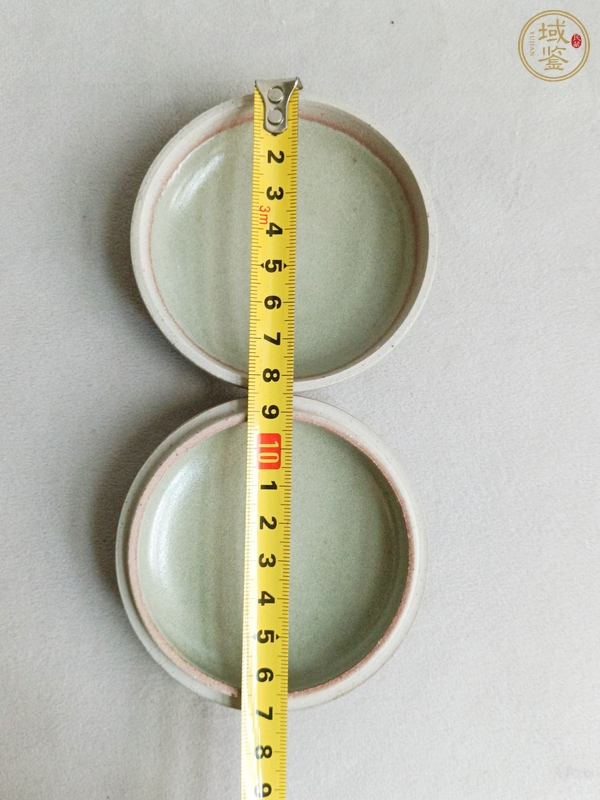 古玩陶瓷青釉印尼盒真品鑒賞圖