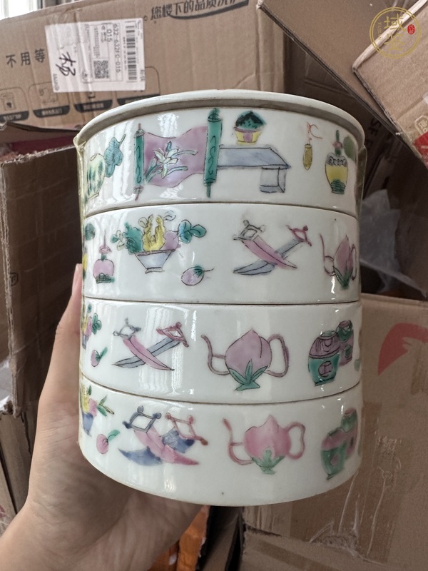 古玩陶瓷粉彩博古圖節(jié)盒真品鑒賞圖