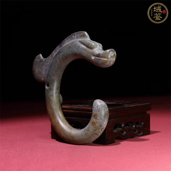 古玩玉器仿“紅山文化”c形龍真品鑒賞圖