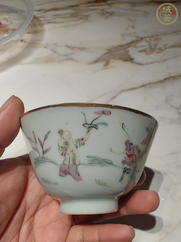 古玩陶瓷粉彩麒麟送子蓋碗真品鑒賞圖