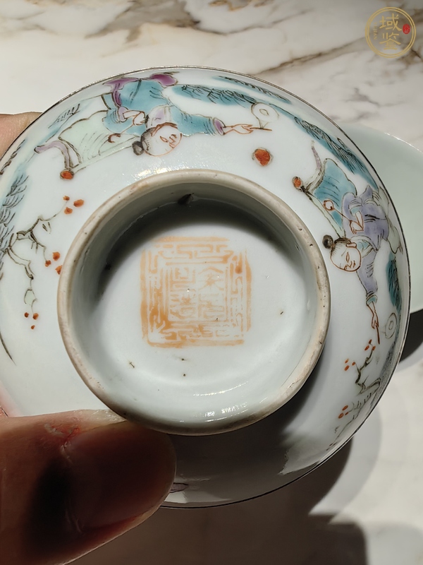 古玩陶瓷粉彩麒麟送子蓋碗真品鑒賞圖