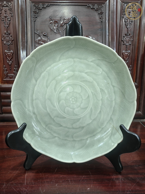古玩陶瓷盤真品鑒賞圖