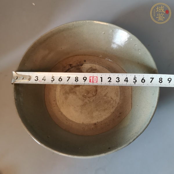 古玩陶瓷龍泉青瓷碗真品鑒賞圖