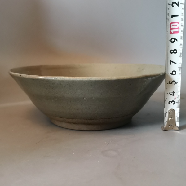 古玩陶瓷明代龍泉青瓷碗拍賣,當(dāng)前價(jià)格130元