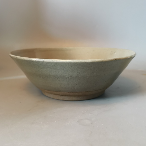 古玩陶瓷明代龍泉青瓷碗拍賣,當(dāng)前價(jià)格130元