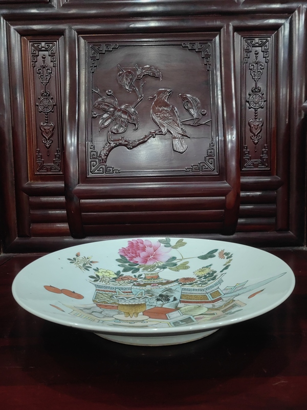 古玩陶瓷晚清淺絳彩博古花卉大賞盤(pán)拍賣(mài)，當(dāng)前價(jià)格14000元