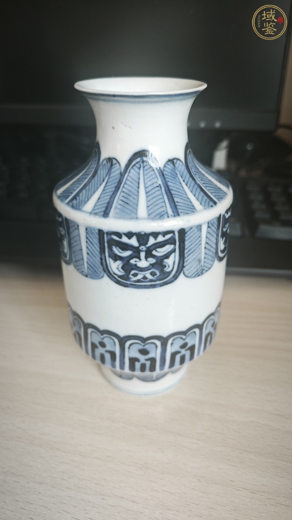 古玩陶瓷青花饕餮紋撇口瓶，疑似復(fù)窯真品鑒賞圖