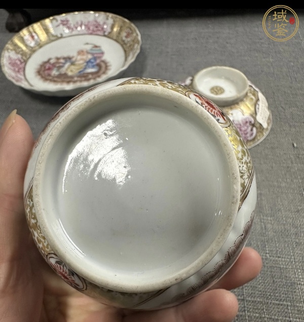 古玩陶瓷乾隆廣彩蓋碗真品鑒賞圖