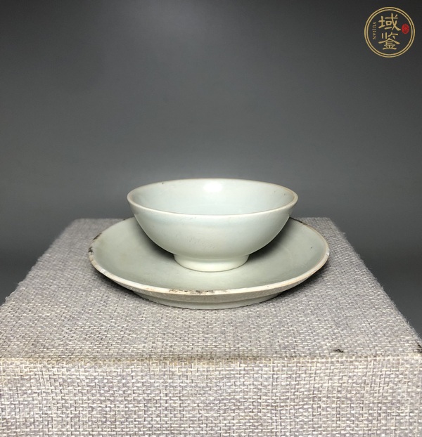 古玩陶瓷青白釉杯和托真品鑒賞圖