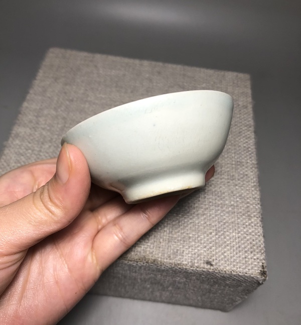 古玩陶瓷（收藏極品）青白釉杯托拍賣(mài)，當(dāng)前價(jià)格999元