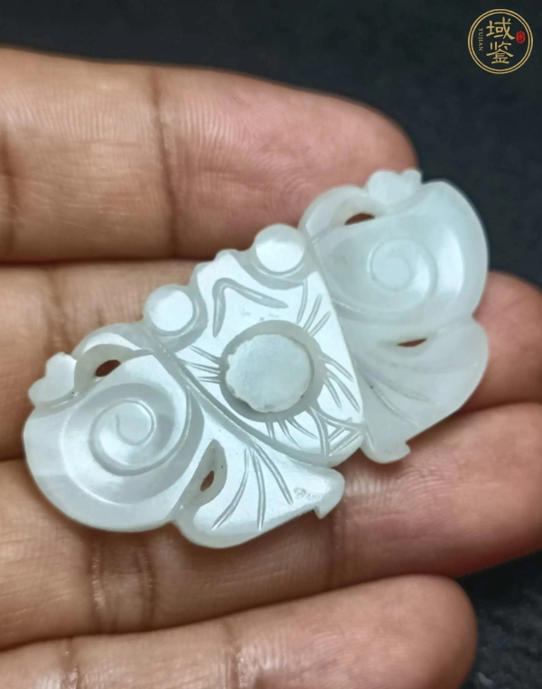 古玩玉器和田玉雕“蝴蝶帶扣”真品鑒賞圖
