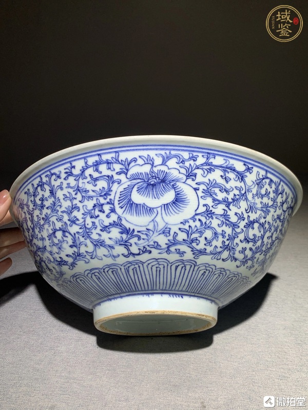 古玩花卉紋青花碗真品鑒賞圖