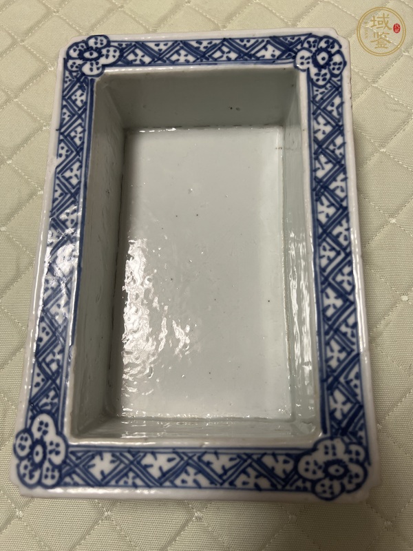 古玩陶瓷青花鏤空水仙盆真品鑒賞圖