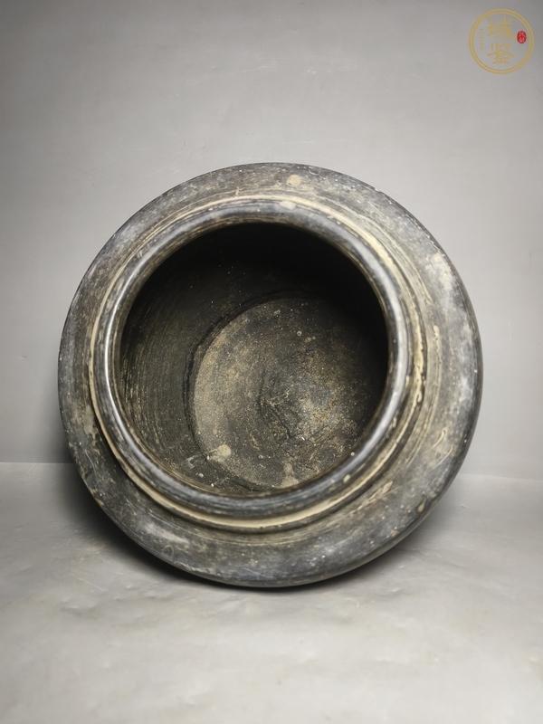 古玩陶瓷黑陶罐真品鑒賞圖