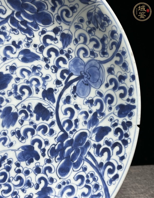 古玩陶瓷青花花卉紋盤真品鑒賞圖