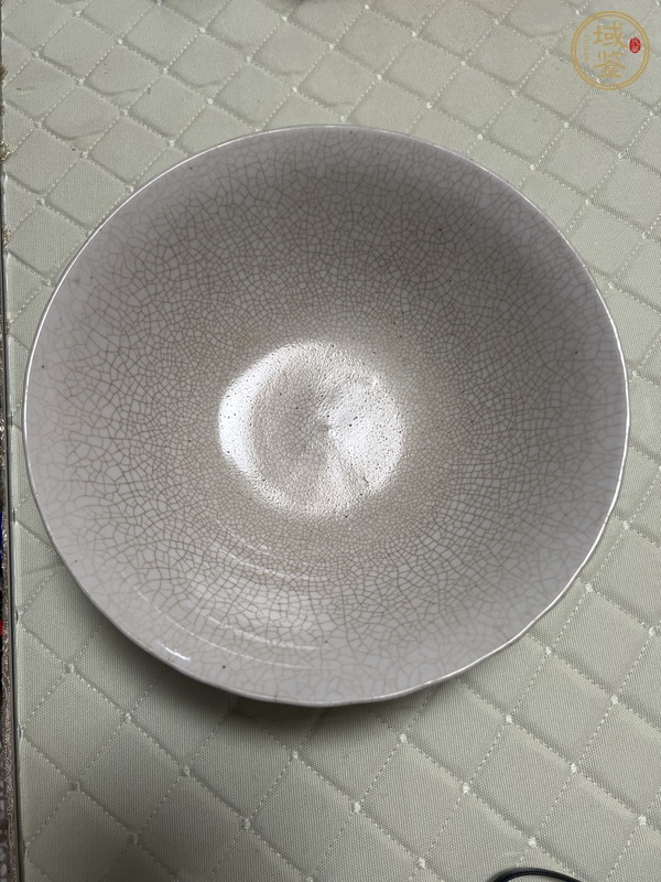 古玩陶瓷哥釉碗真品鑒賞圖