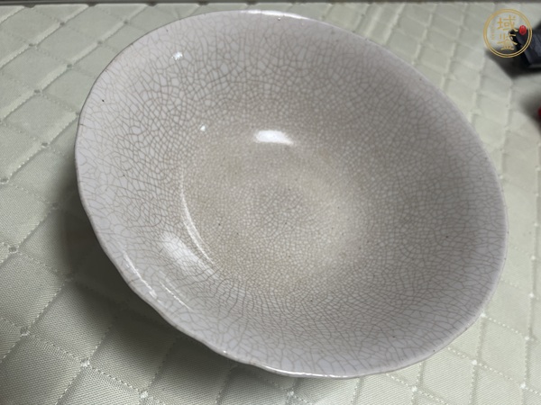 古玩陶瓷哥釉碗真品鑒賞圖