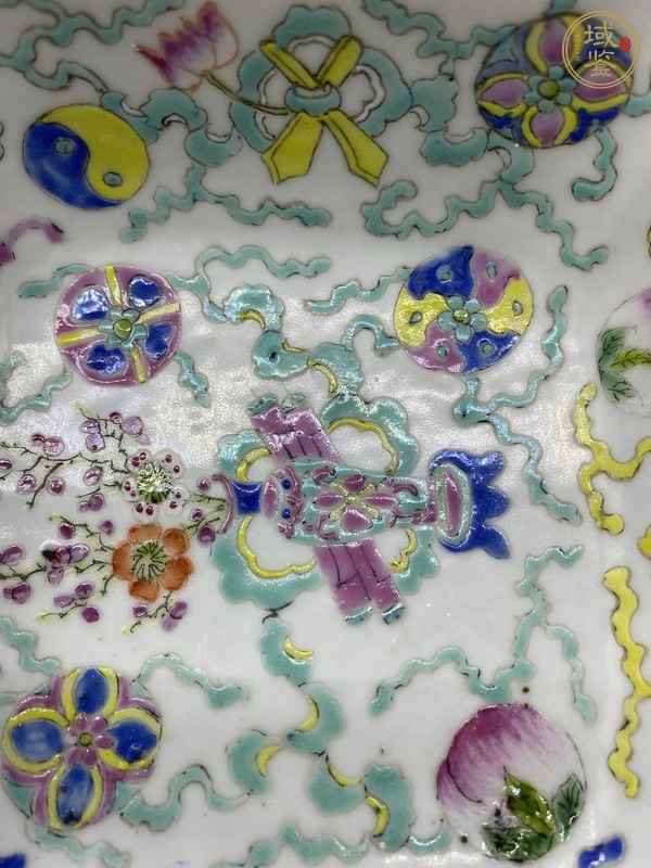 古玩陶瓷粉彩八寶博古圖貢碗真品鑒賞圖