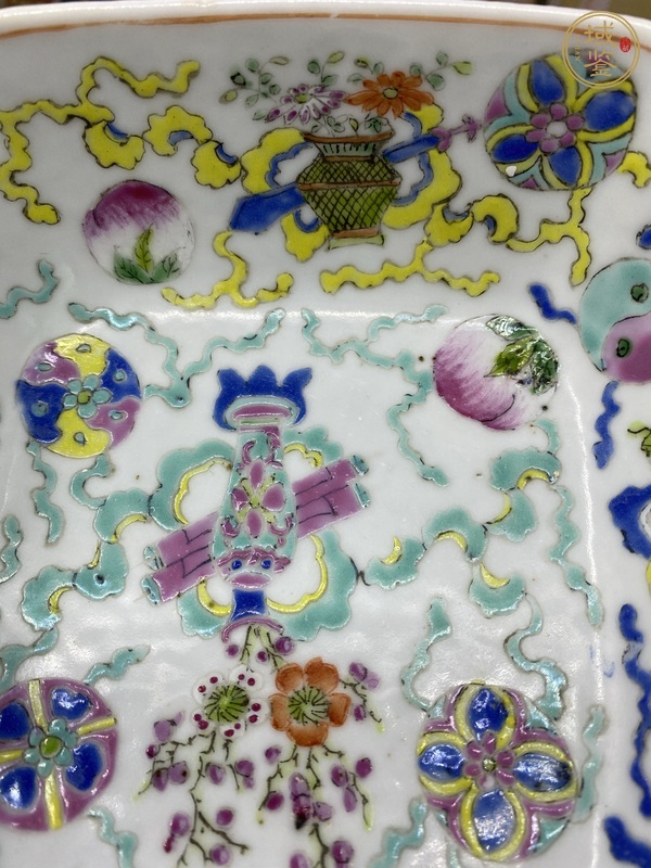 古玩陶瓷粉彩八寶博古圖貢碗真品鑒賞圖