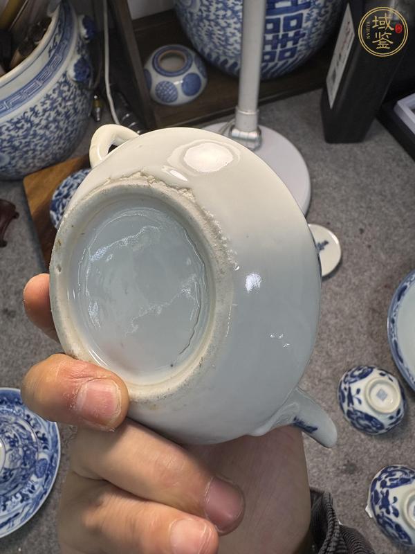 古玩陶瓷晚清青花玲瓏瓷茶壺真品鑒賞圖
