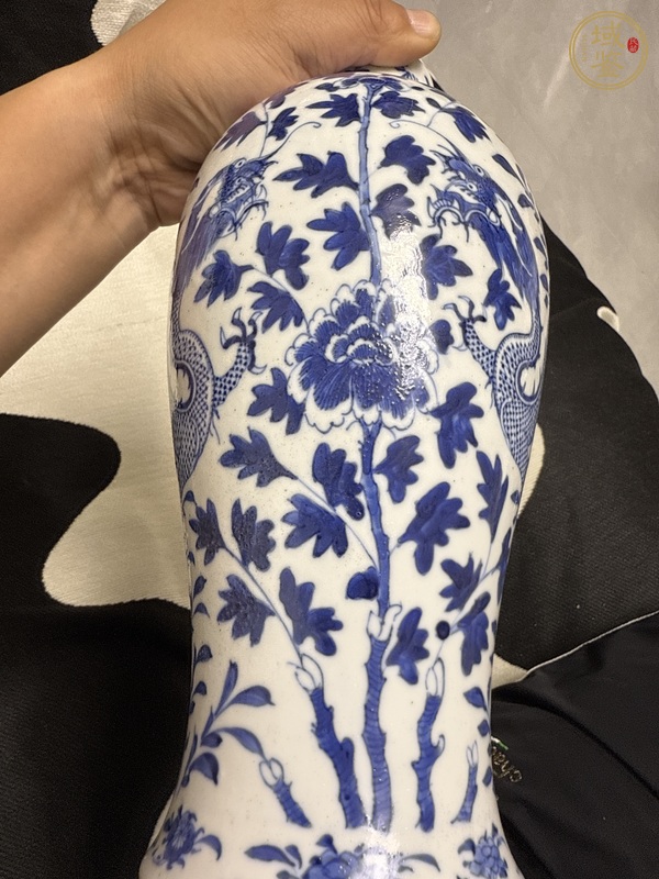 古玩清光緒青花穿花龍紋瓶真品鑒賞圖