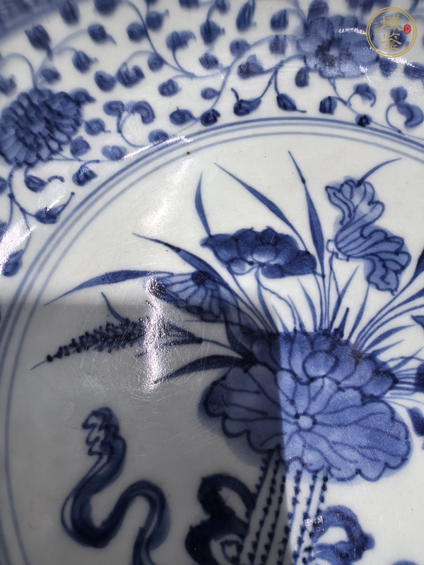 古玩陶瓷一束蓮青花盤(pán)真品鑒賞圖