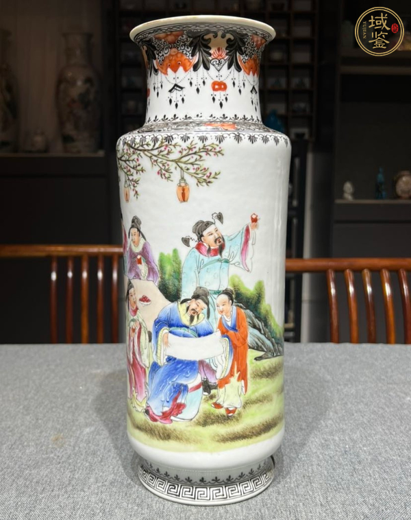 古玩粉彩人物瓶真品鑒賞圖