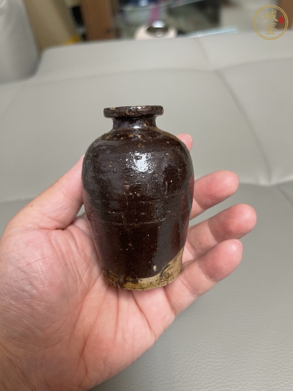 古玩陶瓷醬黑釉小梅瓶真品鑒賞圖