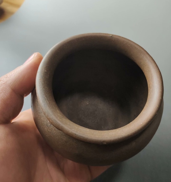 古玩陶瓷罐拍賣，當前價格2000元