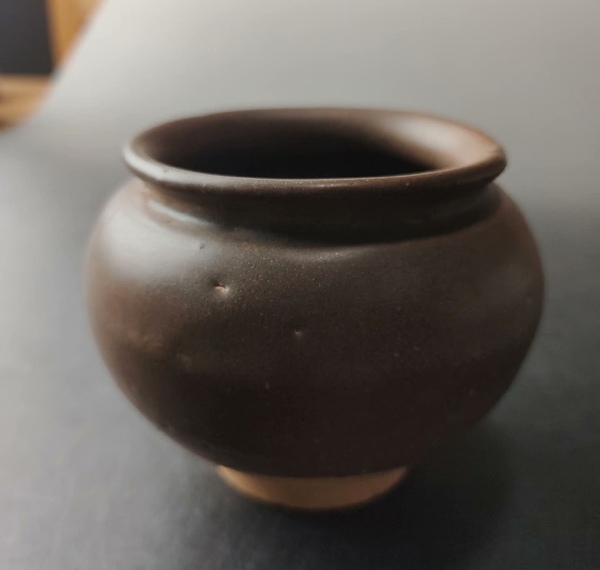 古玩陶瓷罐拍賣，當前價格2000元