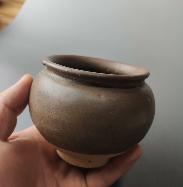 古玩轉賣罐拍賣，當前價格57000元