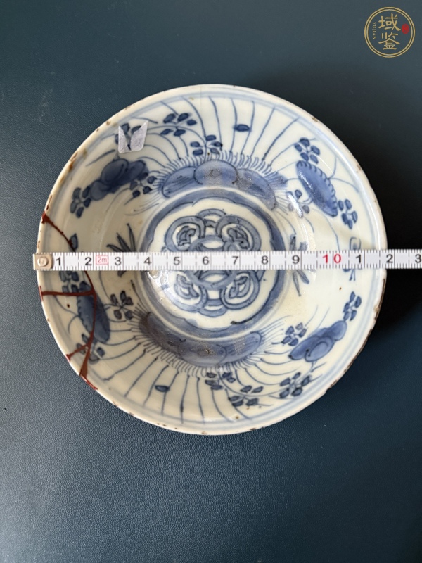 古玩陶瓷青花盤真品鑒賞圖