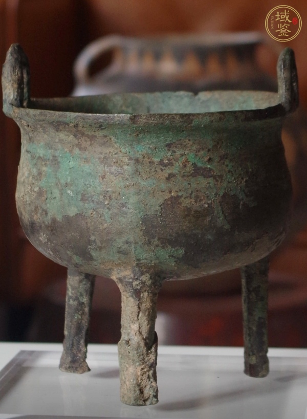 古玩鼎真品鑒賞圖