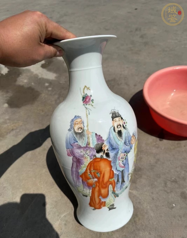 古玩陶瓷人物紋粉彩觀音瓶真品鑒賞圖