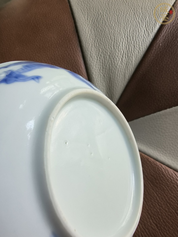 古玩陶瓷青花過墻龍紋盤真品鑒賞圖