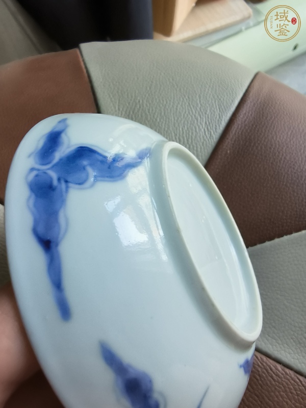 古玩陶瓷青花過墻龍紋盤真品鑒賞圖