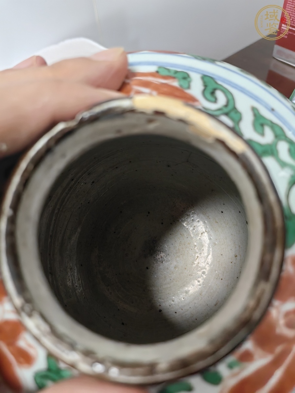 古玩陶瓷五彩鳳穿牡丹紋罐真品鑒賞圖