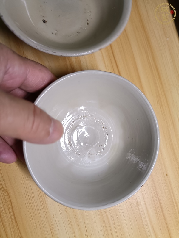 古玩磁州窯白釉碗真品鑒賞圖