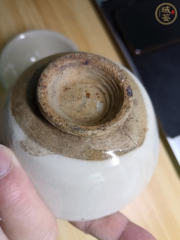 古玩陶瓷磁州窯白釉碗真品鑒賞圖
