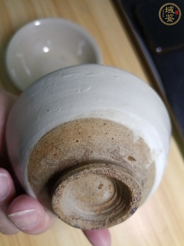 古玩陶瓷磁州窯白釉碗真品鑒賞圖