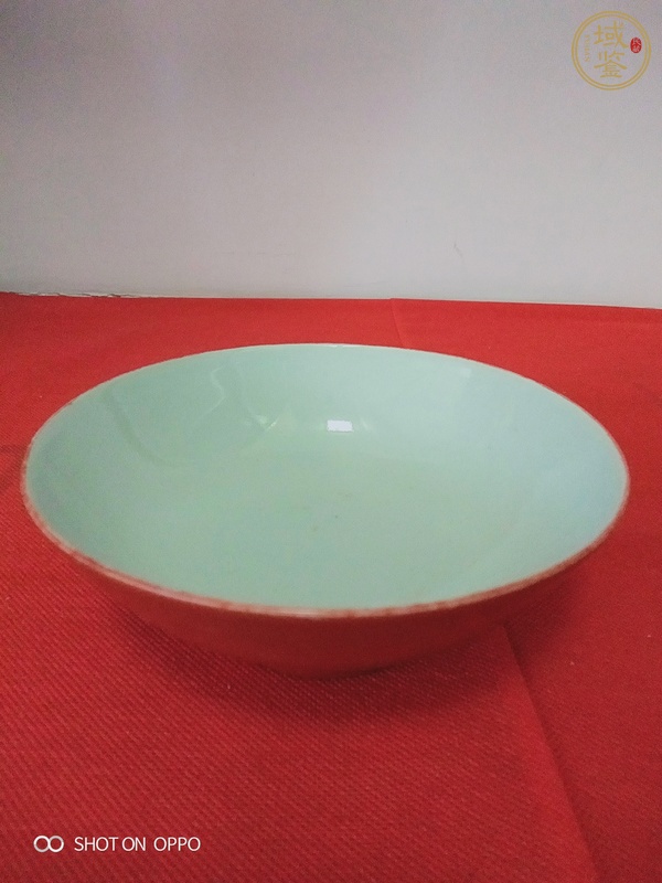 古玩陶瓷珊瑚紅釉碗真品鑒賞圖