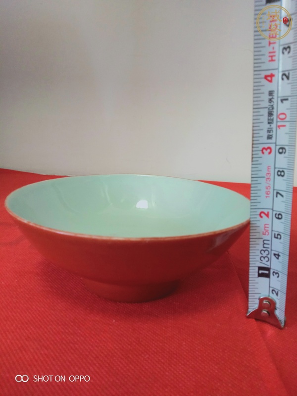 古玩陶瓷珊瑚紅釉碗真品鑒賞圖