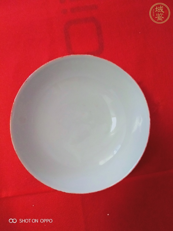 古玩陶瓷珊瑚紅釉碗真品鑒賞圖